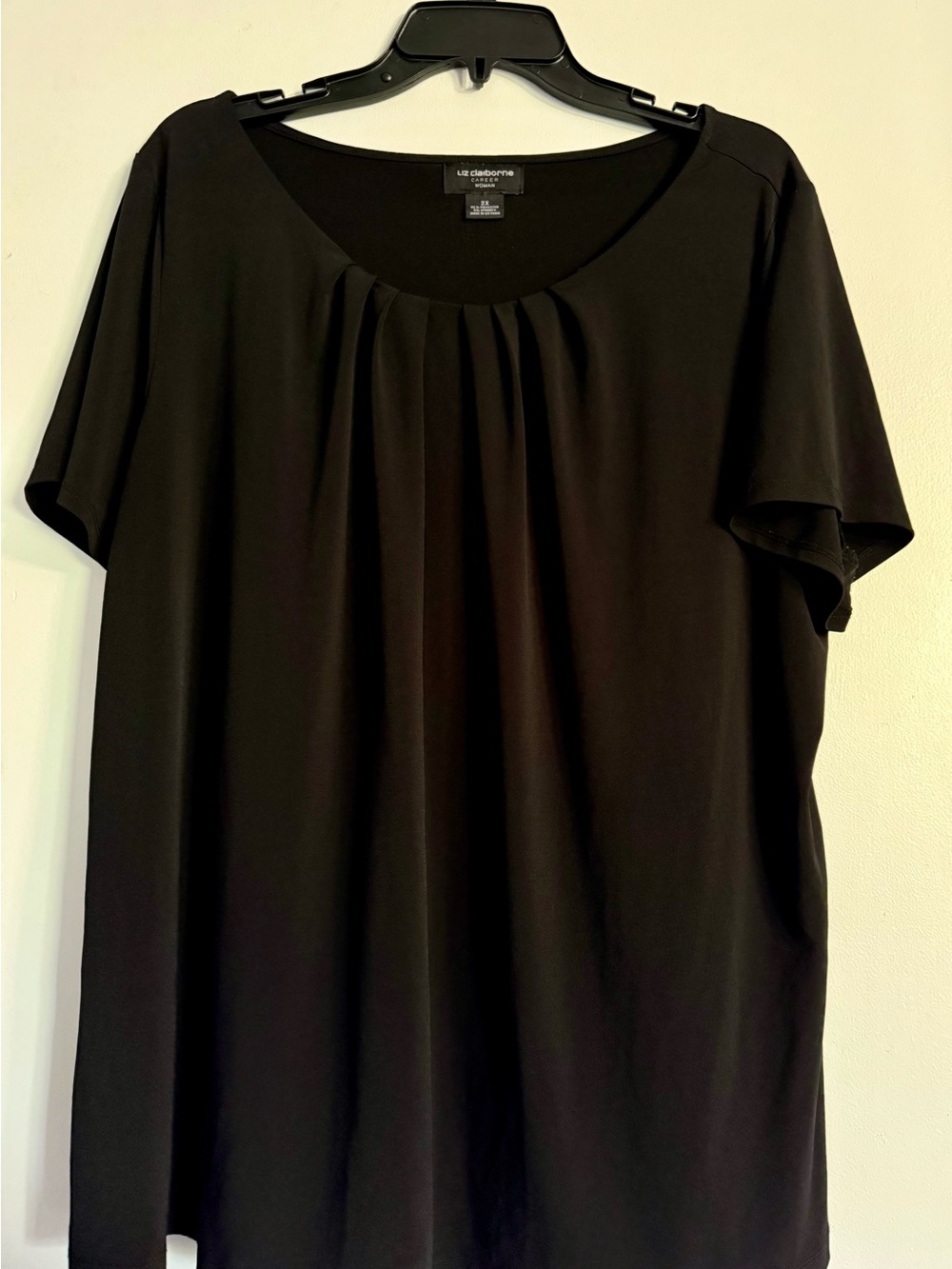 Sz 2X Liz Claiborne Black Short-Sleeve Pleated Scoop Neck Blouse